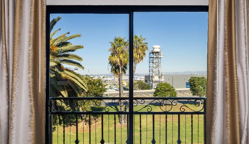 سوئیت با بالکن, Embassy Suites By Hilton Los Angeles Lax South/el Segundo