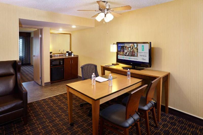 سوئیت با بالکن, Embassy Suites By Hilton Los Angeles Lax South/el Segundo