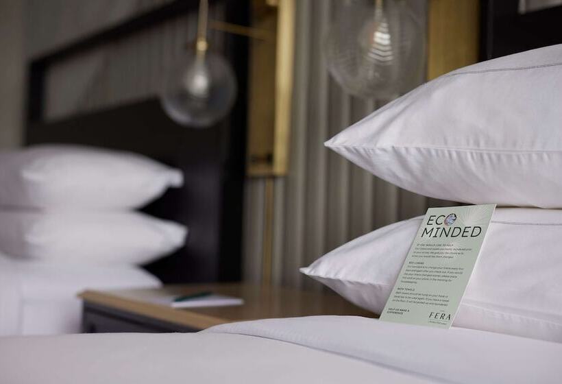 Chambre Premium, Fera Anaheim, A Doubletree By Hilton