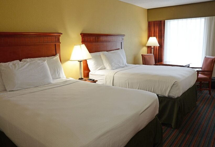 Номер Стандарт 2 Двуспальные Кровати, Baymont By Wyndham Nashville Airport