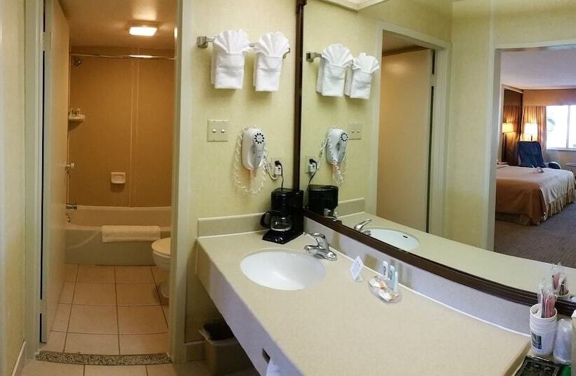 ２ダブルベッドのスタンダードルーム, Quality Inn On Historic Route 66