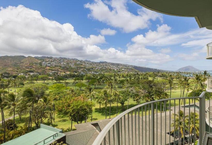 اتاق استاندارد با چشم‌انداز کوهستان, The Kahala Hotel And Resort