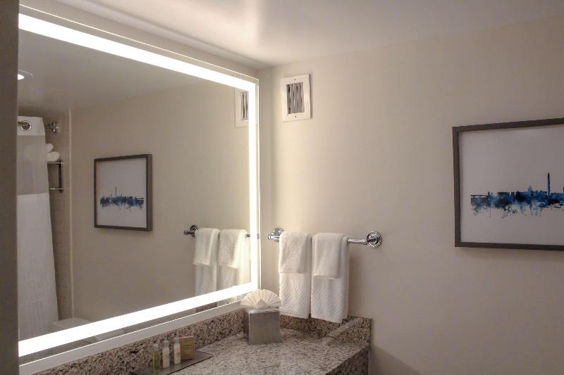 キングサイズベッドのジュニアスイート, Doubletree By Hilton Washington Dc Silver Spring