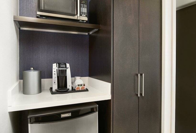اتاق استاندارد, Holiday Inn Express Richmond   Midtown, An Ihg