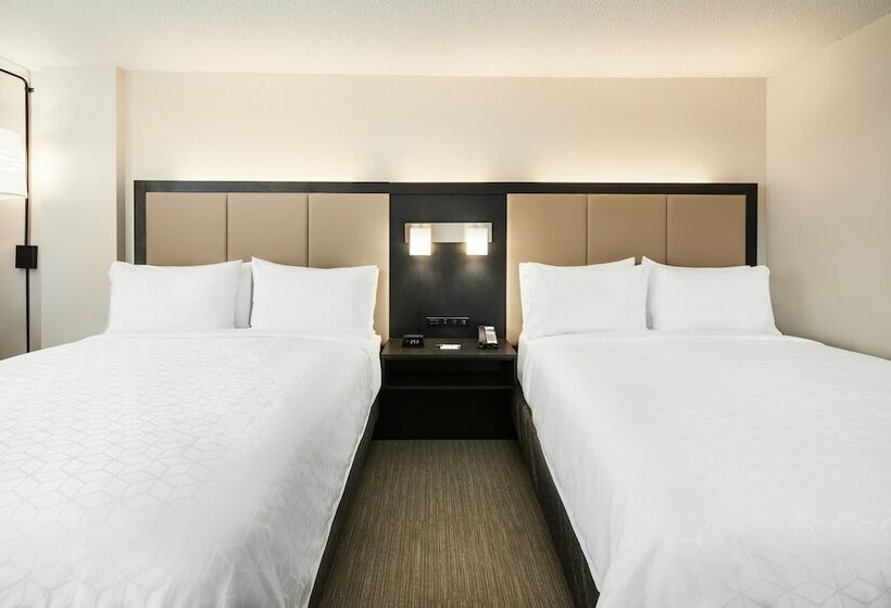 اتاق استاندارد, Holiday Inn Express Richmond   Midtown, An Ihg