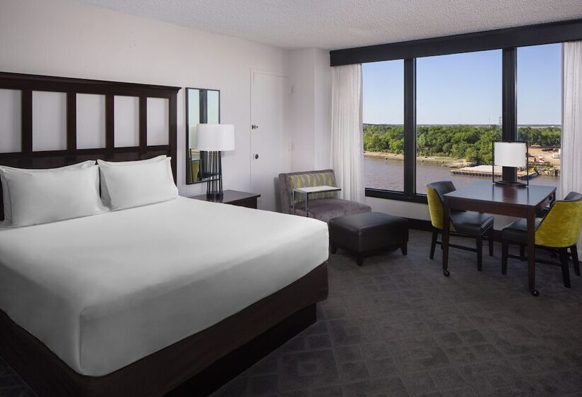 سوییت, Hyatt Regency Savannah