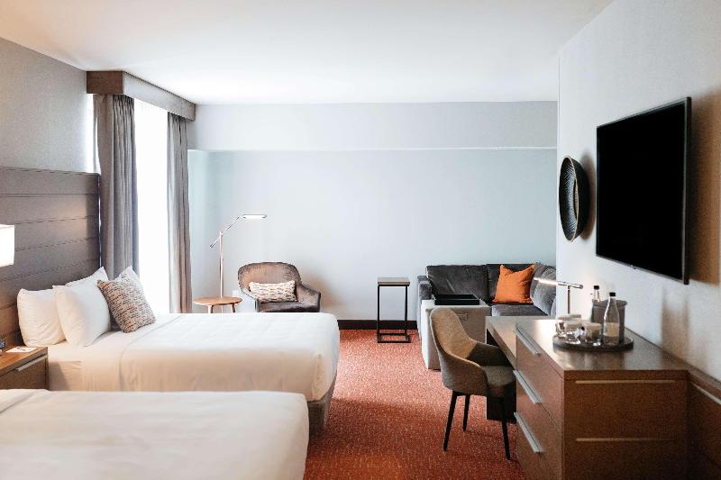带大床的套房, Quality Inn & Suites