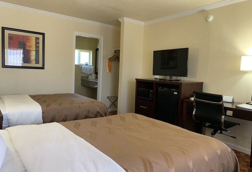 Номер Стандарт 2 Двуспальные Кровати, Quality Inn Ukiah