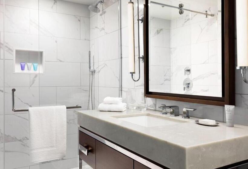 适合残疾人使用的标准间, Boston Marriott Long Wharf