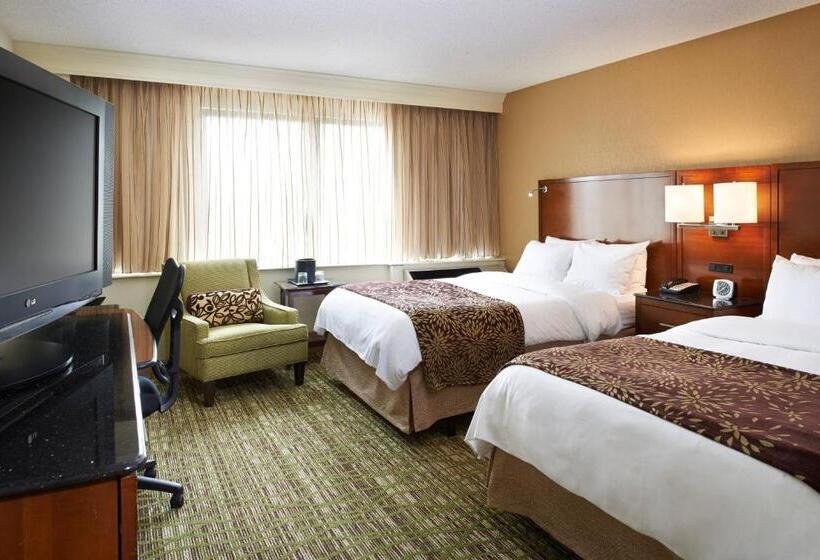 Номер Стандарт 2 Двуспальные Кровати, Detroit Marriott Livonia