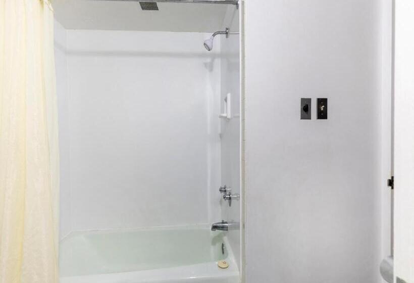 Deluxe Szoba Kind Size Bed, Mansion View Inn & Suites