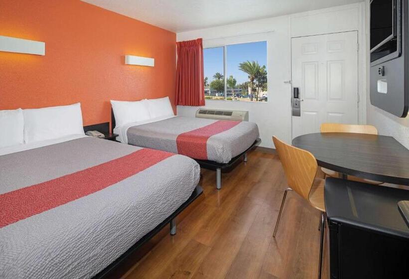 Четырехместный Номер Стандарт, Motel 6 Ventura, Ca   Beach