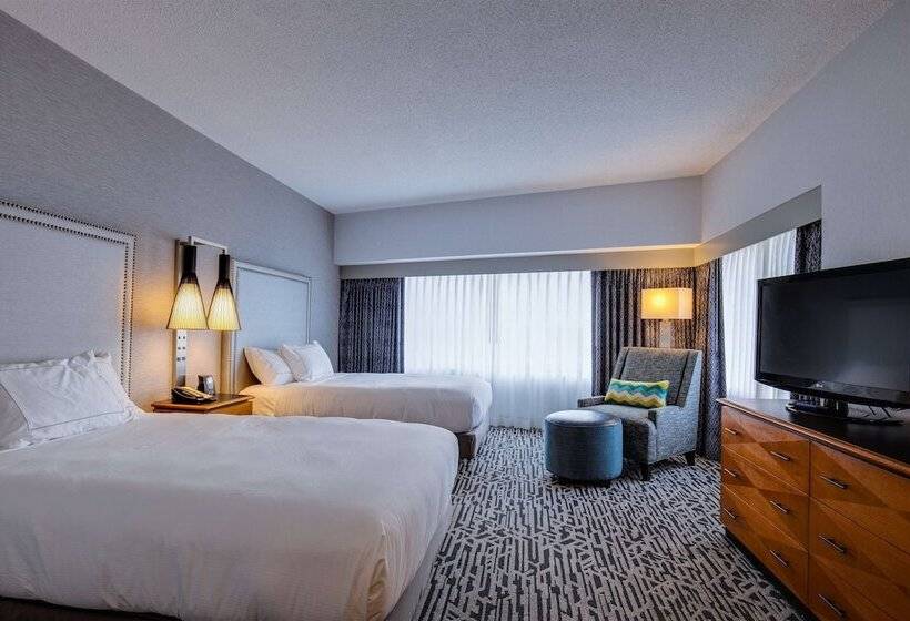 Люкс Адаптированный для Инвалидов, Doubletree Suites By Hilton Htl & Conf Cntr Downers Grove