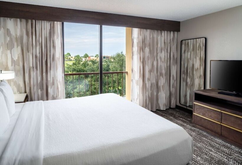 スイート, Embassy Suites By Hilton Orlando North