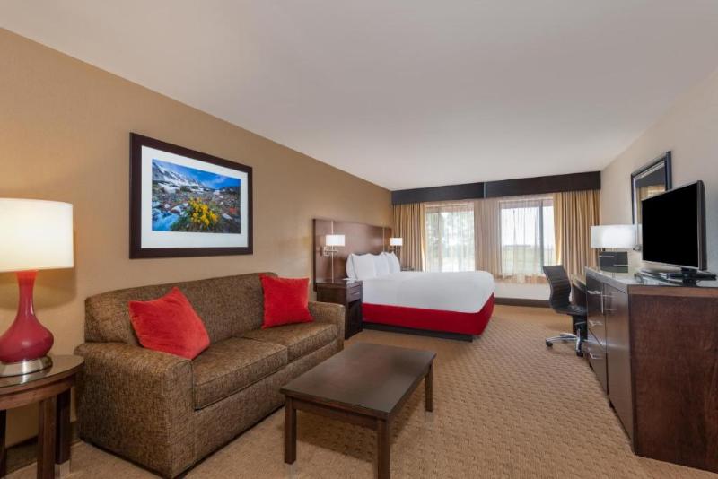 Люкс, Radisson Hotel Colorado Springs Airport