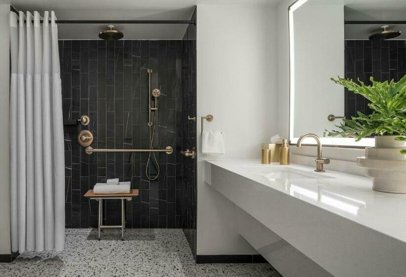 غرفة قياسية سرير كينج, Pga National Resort