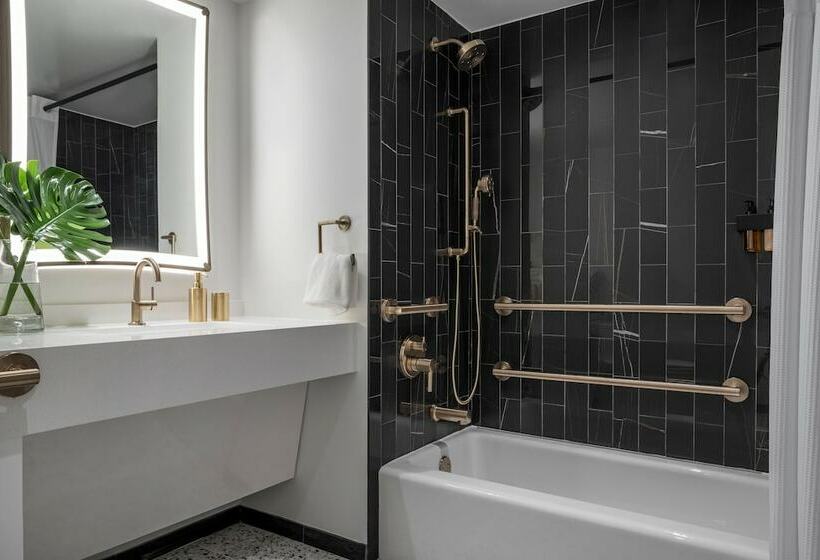 جناح جونيور لذوى الاحتياجات الخاصة, Pga National Resort