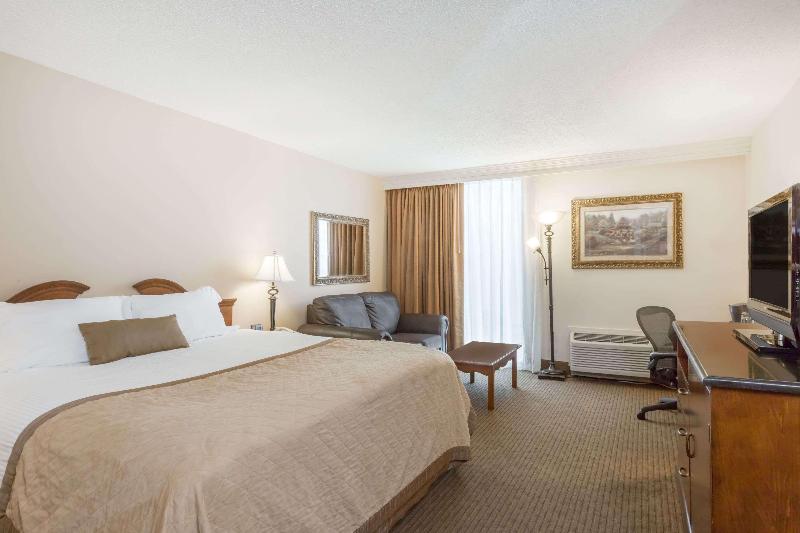 Стандартный Номер Кровать Кинг, Wyndham Riverfront
