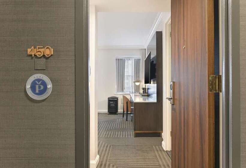 Стандартный Номер Кровать Кинг, Hilton Stamford Hotel & Executive Meeting Center