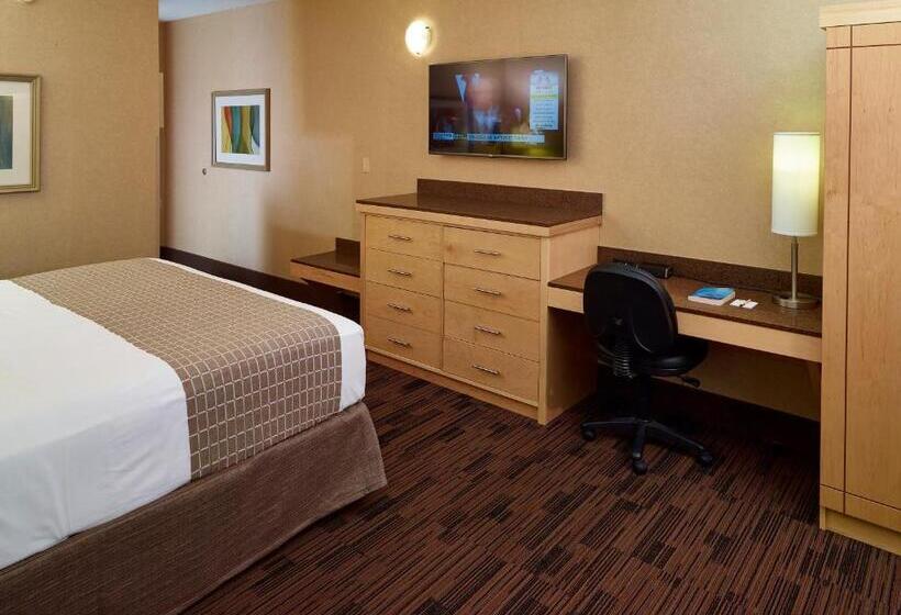 Номер Deluxe Кровать Кинг, Livinn Hotel Cincinnati North/ Sharonville