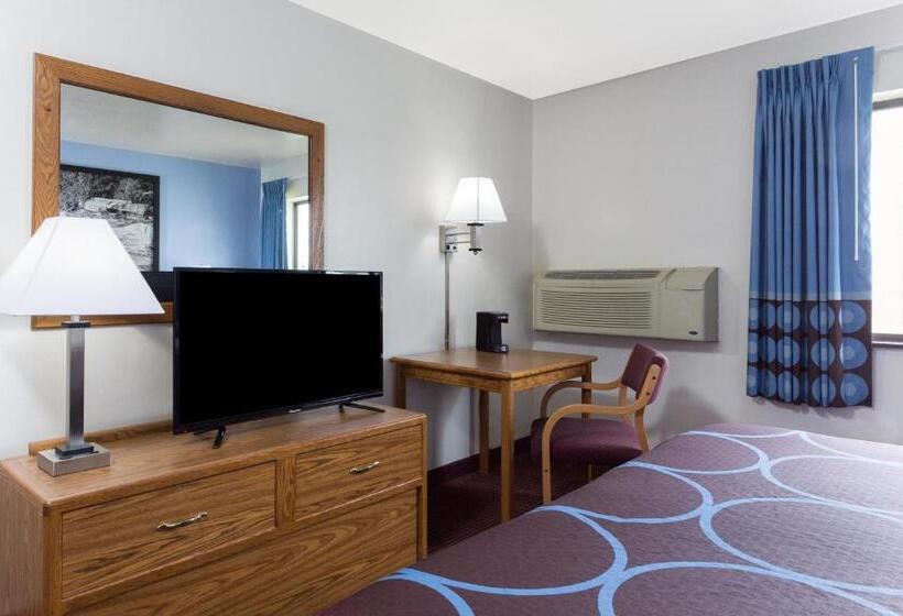 스탠다드 룸 킹사이즈 침대, Super 8 By Wyndham Wisconsin Dells