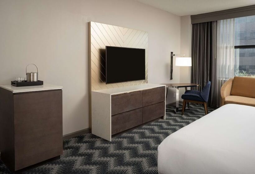 Suíte Júnior, Hilton Houston North