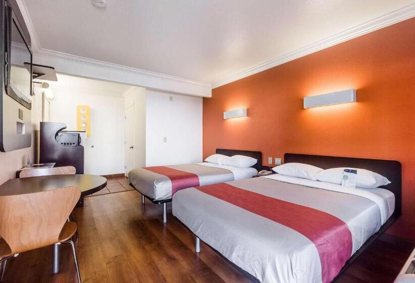 デラックスの４人部屋, Motel 6 San Jose, Ca   Convention Center
