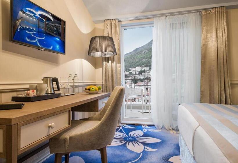 اتاق سوپریور با بالکن, Grand Hotel Slavia