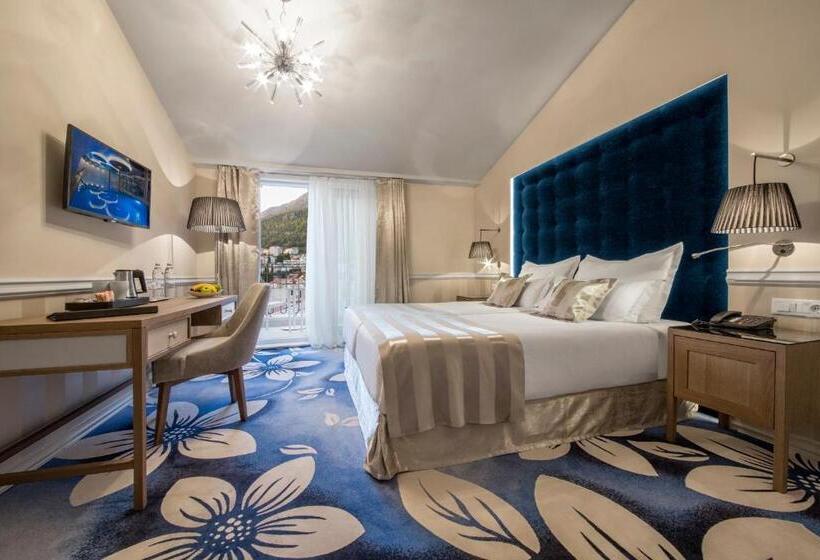 اتاق سوپریور با بالکن, Grand Hotel Slavia