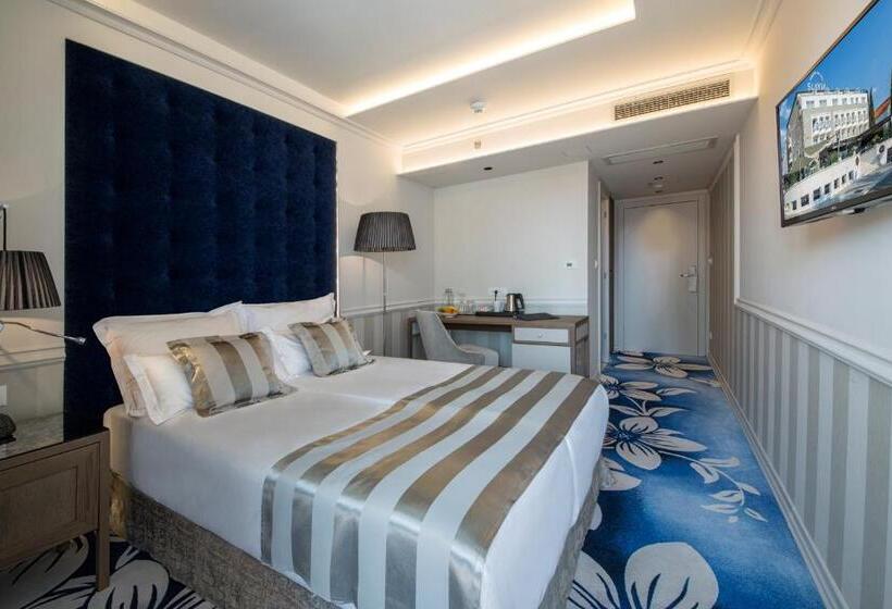 اتاق اکونومی, Grand Hotel Slavia