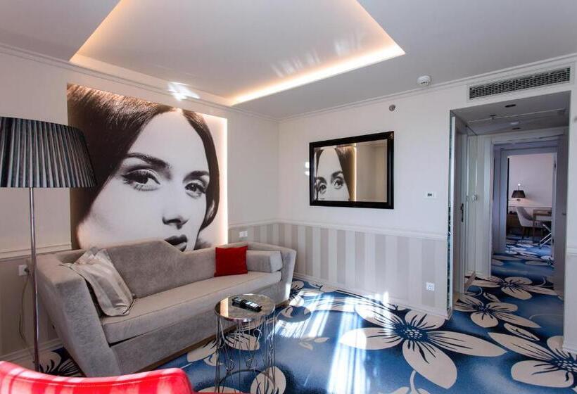 سوئیت 2 خوابه, Grand Hotel Slavia