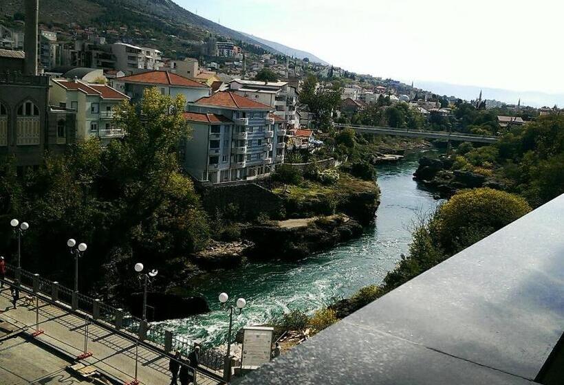 سوییت, Bristol
