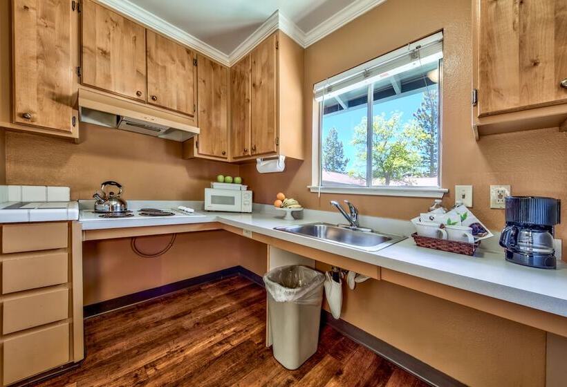 Люкс Deluxe 2 Спальни, Forest Suites Resort At The Heavenly Village