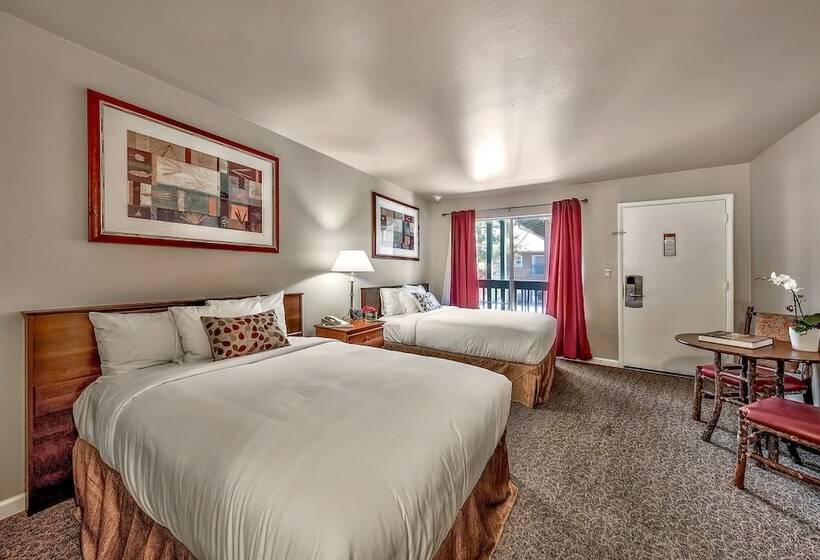 חדר סטנדרט שתי מיטות זוגיות, Forest Suites Resort At The Heavenly Village
