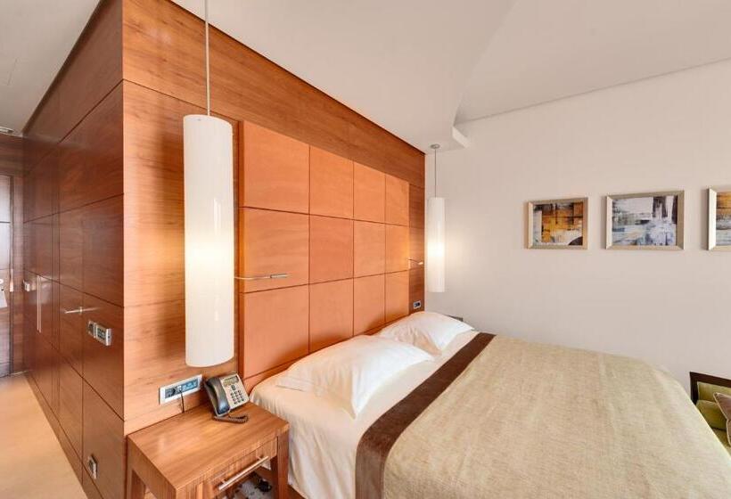 اتاق لوکس, Monte Mulini Adults Exclusive Hotel By Maistra Collection