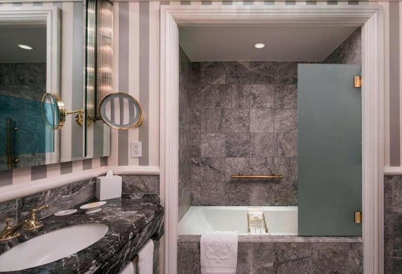 带大床的高级房间, The St. Regis New York