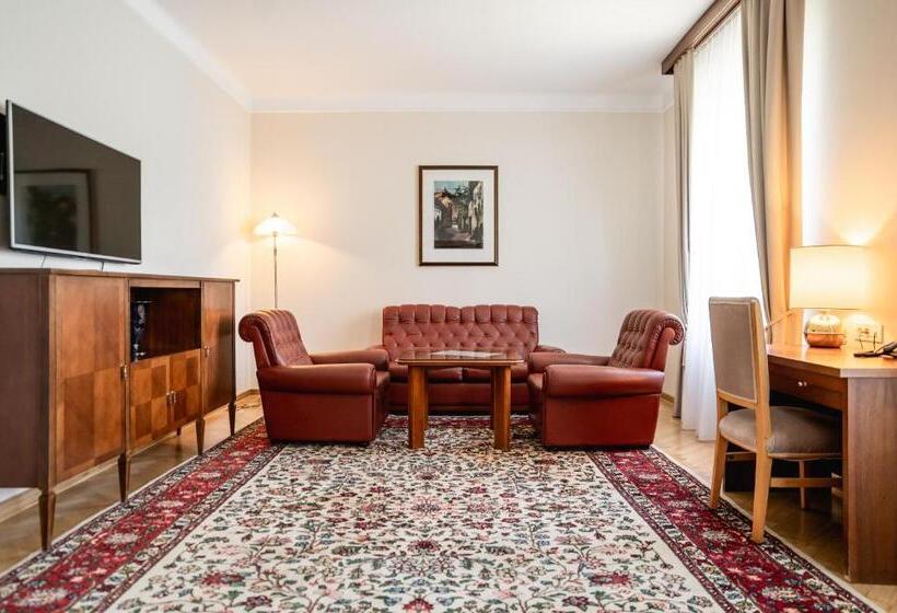 Suite with lake view, Vila Bled