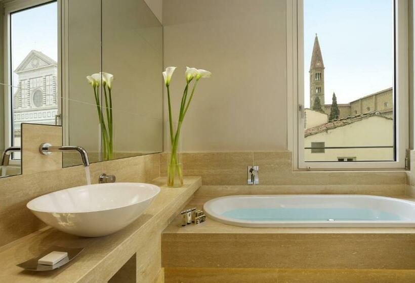 سوییت, Grand Hotel Minerva