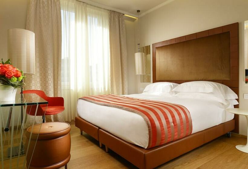 اتاق پرمیوم, Grand Hotel Minerva