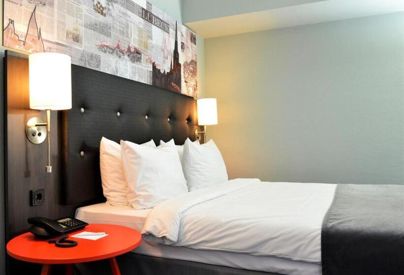 수피리어 룸, Holiday Inn Lübeck, An Ihg