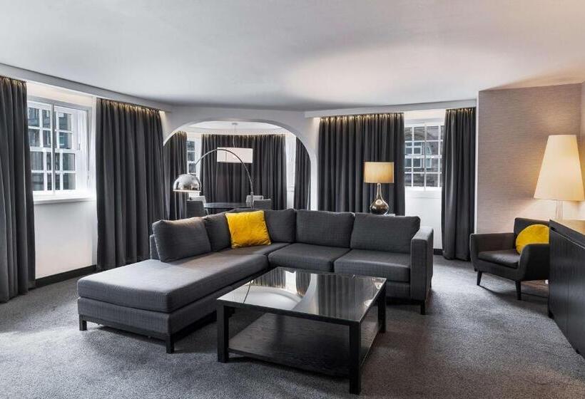 سوئیت رویال, Radisson Blu Hotel, Edinburgh City Centre