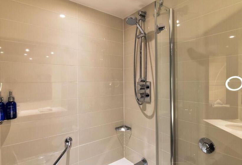 اتاق سوپریور با چشم‌انداز, Radisson Blu Hotel, Edinburgh City Centre