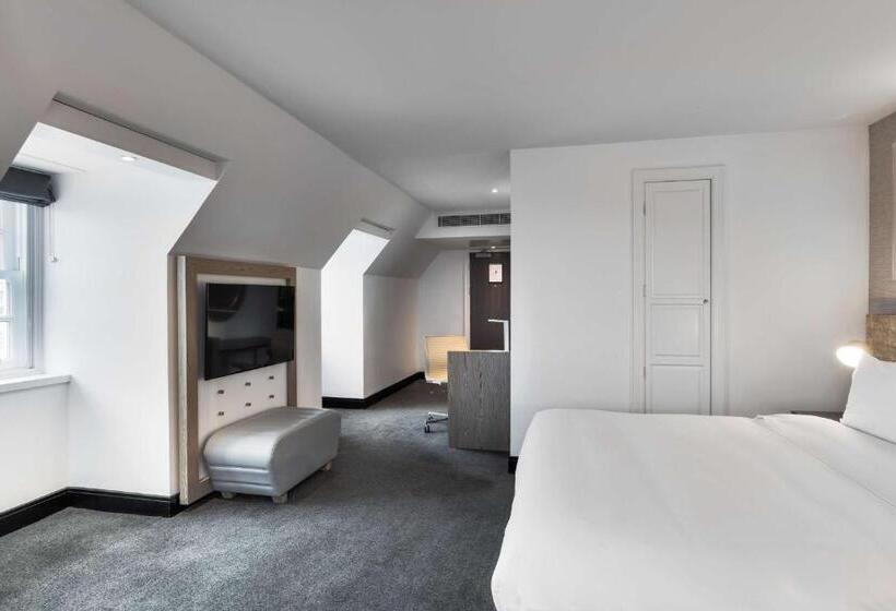 اتاق سوپریور با چشم‌انداز, Radisson Blu Hotel, Edinburgh City Centre