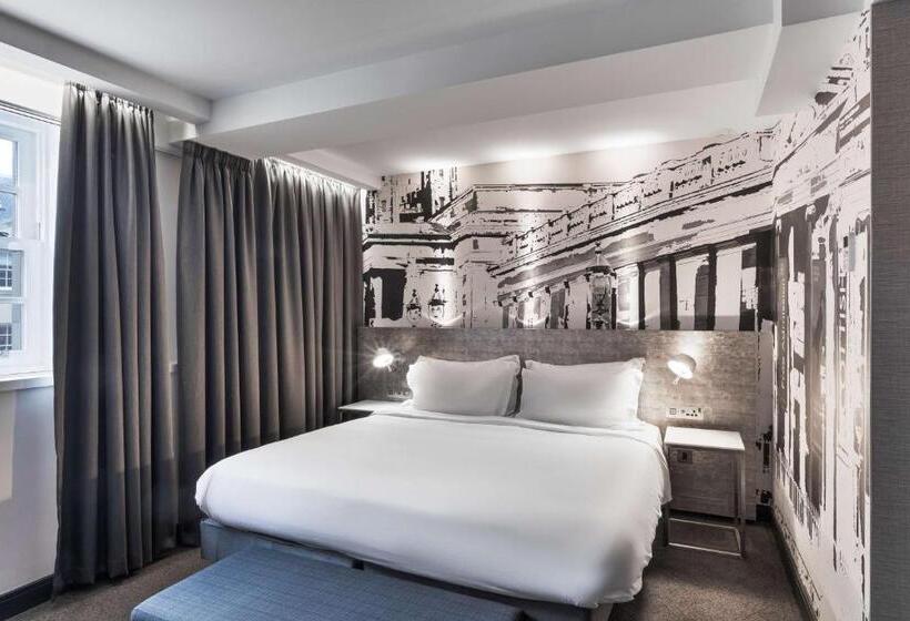 سوئیت رویال, Radisson Blu Hotel, Edinburgh City Centre