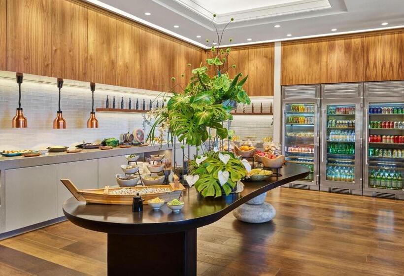 Номер Deluxe Вид на Море, The Ritz Carlton Maui, Kapalua