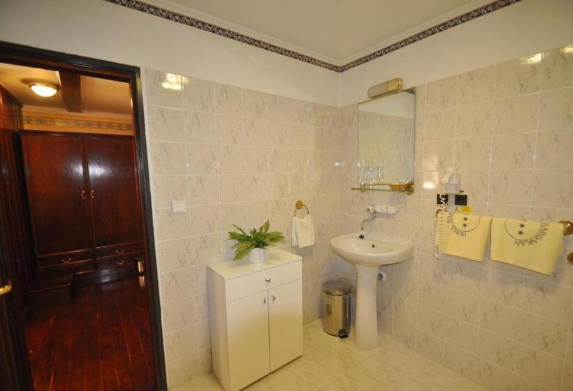 4인용 스탠다드 룸, Garni  Hotel Barbakan