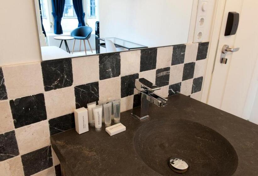 Quarto Comfort, Amsterdam Rembrandt Square City Center