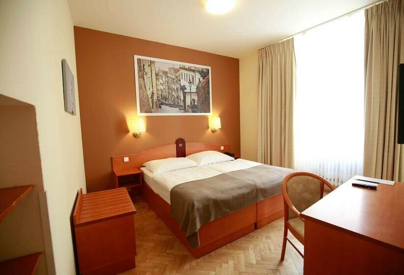 Quarto Estandar, Merkur   Czech Leading Hotels