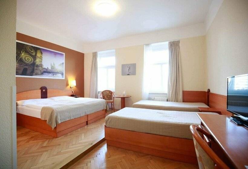 Quarto Quádruplo Estandar, Merkur   Czech Leading Hotels