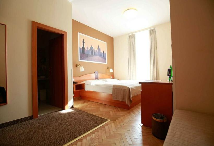 Quarto Economy, Merkur   Czech Leading Hotels